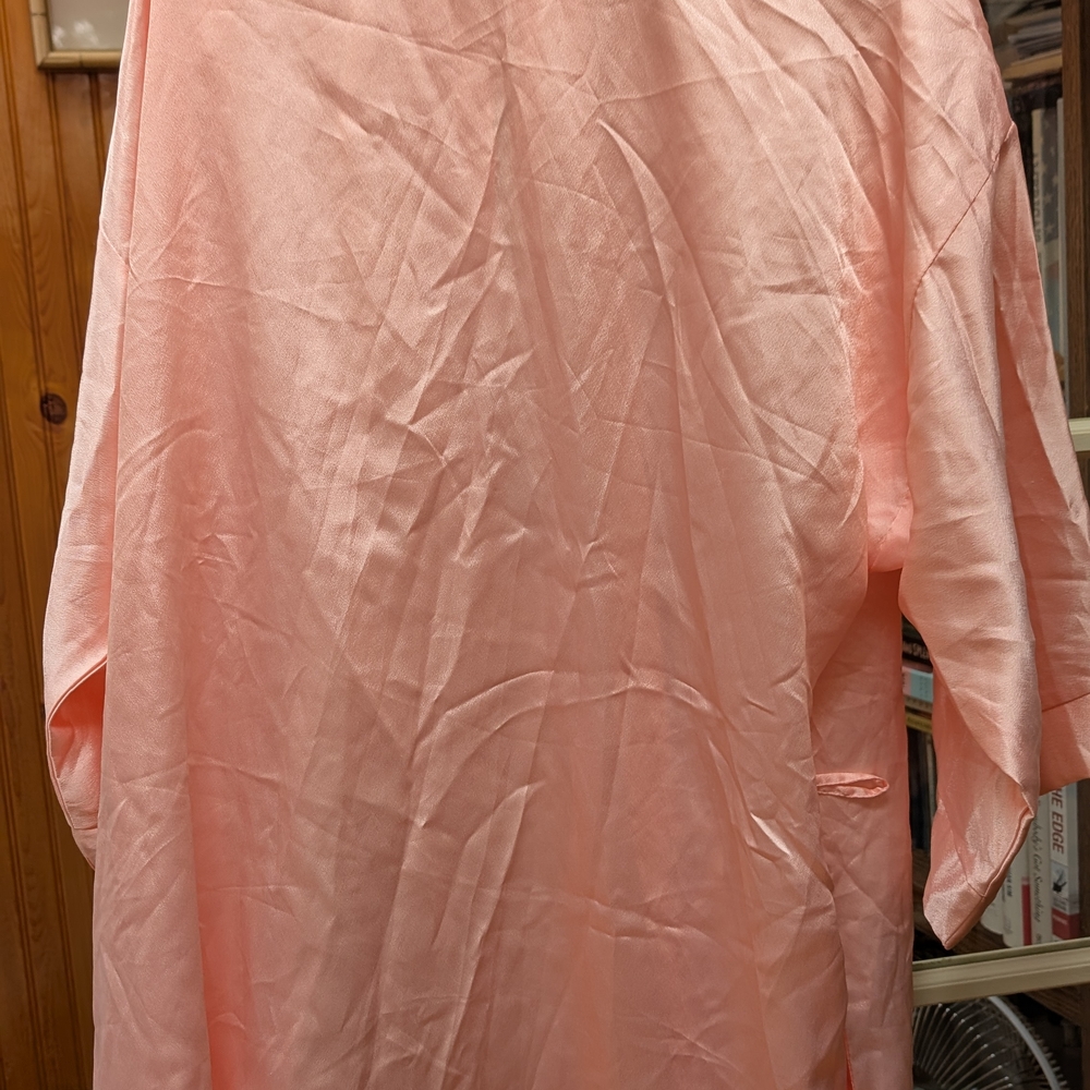 Delicates Soft Pink Robe - Picture 5 of 5